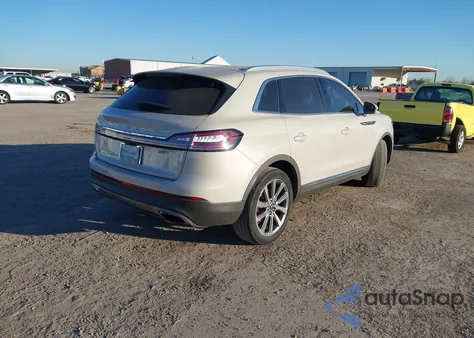 2019 Lincoln Nautilus Select z USA, uszkodzony, nr VIN 2LMPJ6K92KBL11389